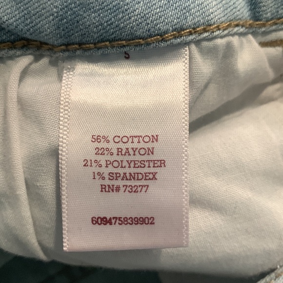 So Light Wash Blue Distressed Cuffed Midi Jean Shorts - Picture 9 of 10